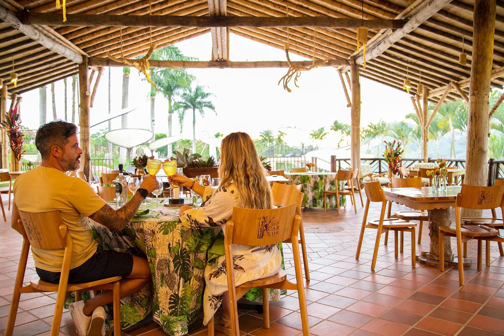 Hotel Casa San Carlos Lodge Pereira Комбия Экстерьер фото