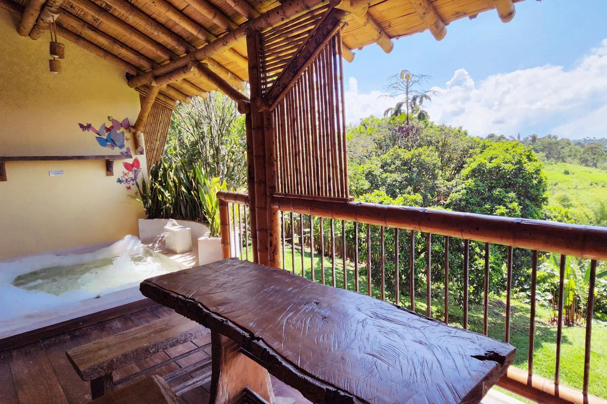 Hotel Casa San Carlos Lodge Pereira Комбия Экстерьер фото