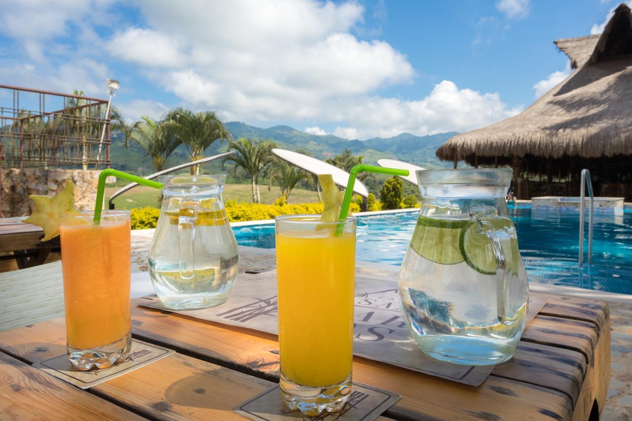 Hotel Casa San Carlos Lodge Pereira Комбия Экстерьер фото