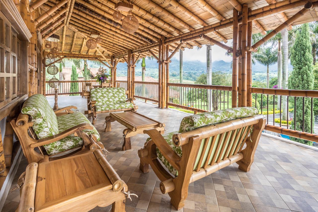 Hotel Casa San Carlos Lodge Pereira Комбия Экстерьер фото
