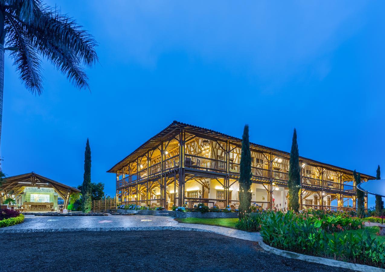 Hotel Casa San Carlos Lodge Pereira Комбия Экстерьер фото